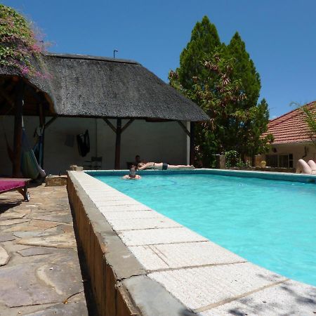 Paradisegarden Backpackers Ostello Windhoek Esterno foto